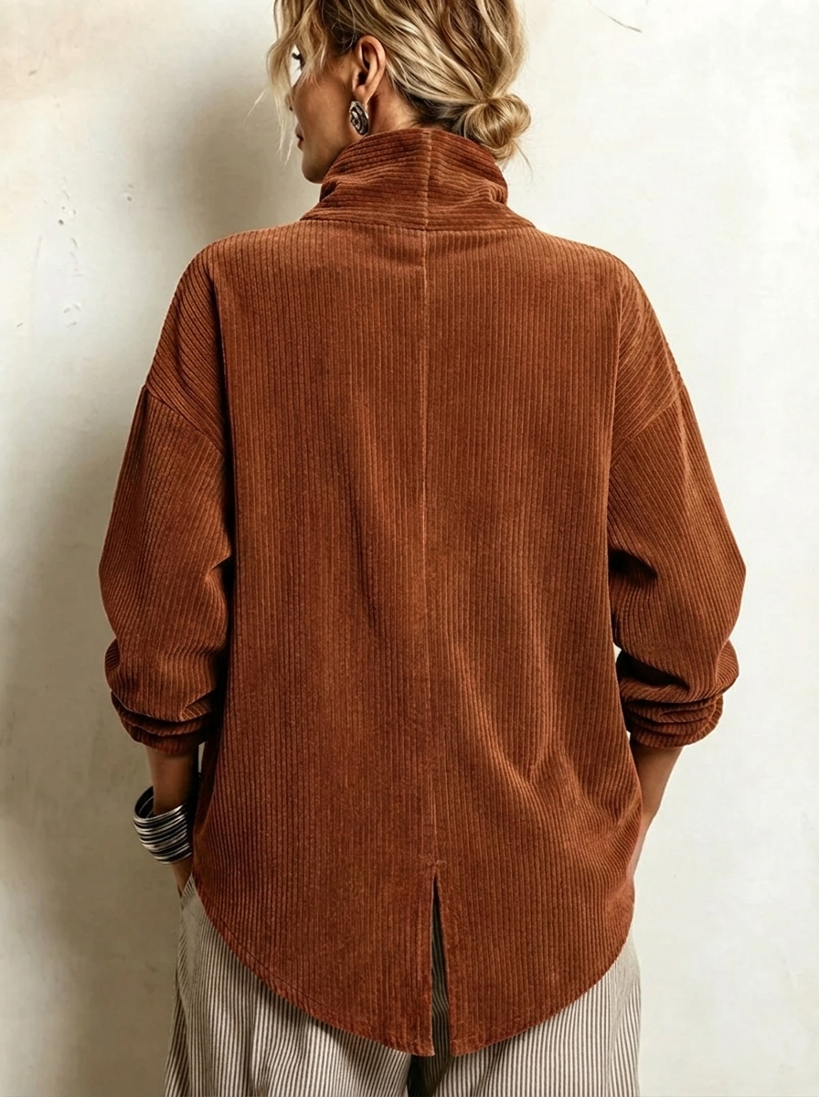 Greta | Top con Collo Avvolgente e Bottoni Diagonali